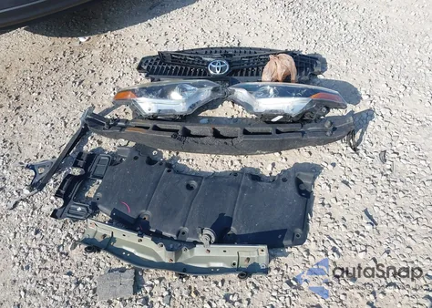 2015 Toyota Corolla S Plus z USA, uszkodzony, nr VIN 2T1BURHEXFC448634